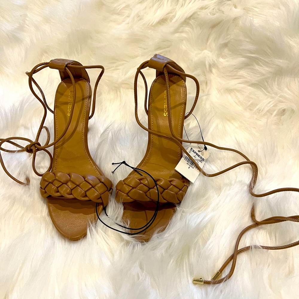 Express size 6 heels